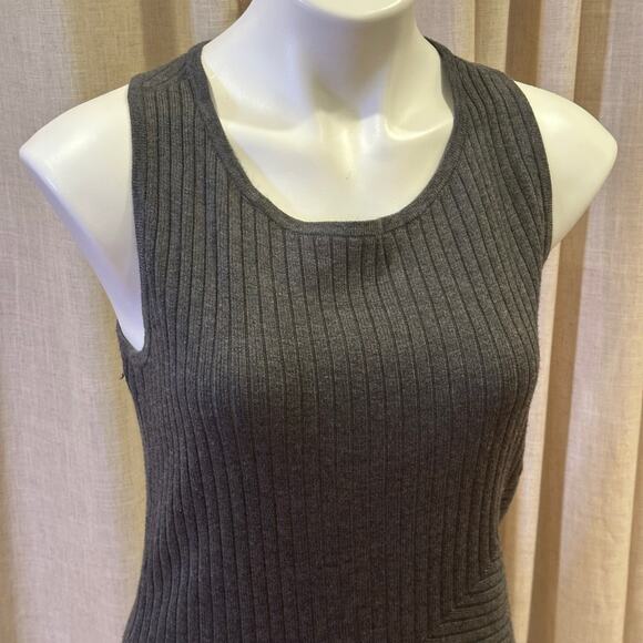 Athleta Grey Knit Sleeveless Sweater Dress sz M Ananada Dress - Picture 12 of 12